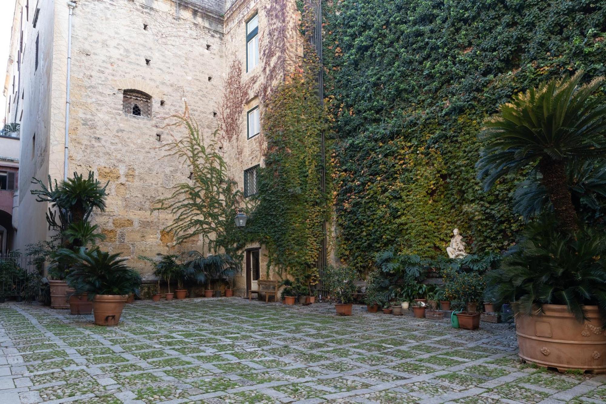 Dimora Artale In Cattedrale Palermo Exterior foto